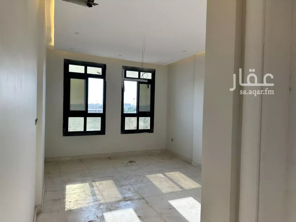 شقة 4 غرف في الواحة 4