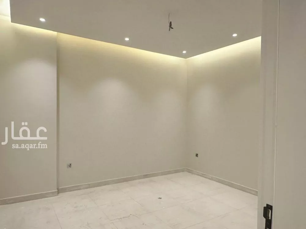 شقة 4 غرف في الواحة 3