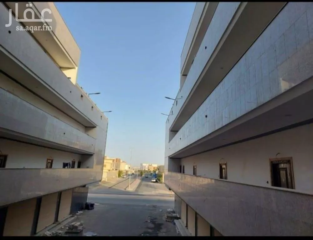 عمارة 1485 م² في طيبة 2