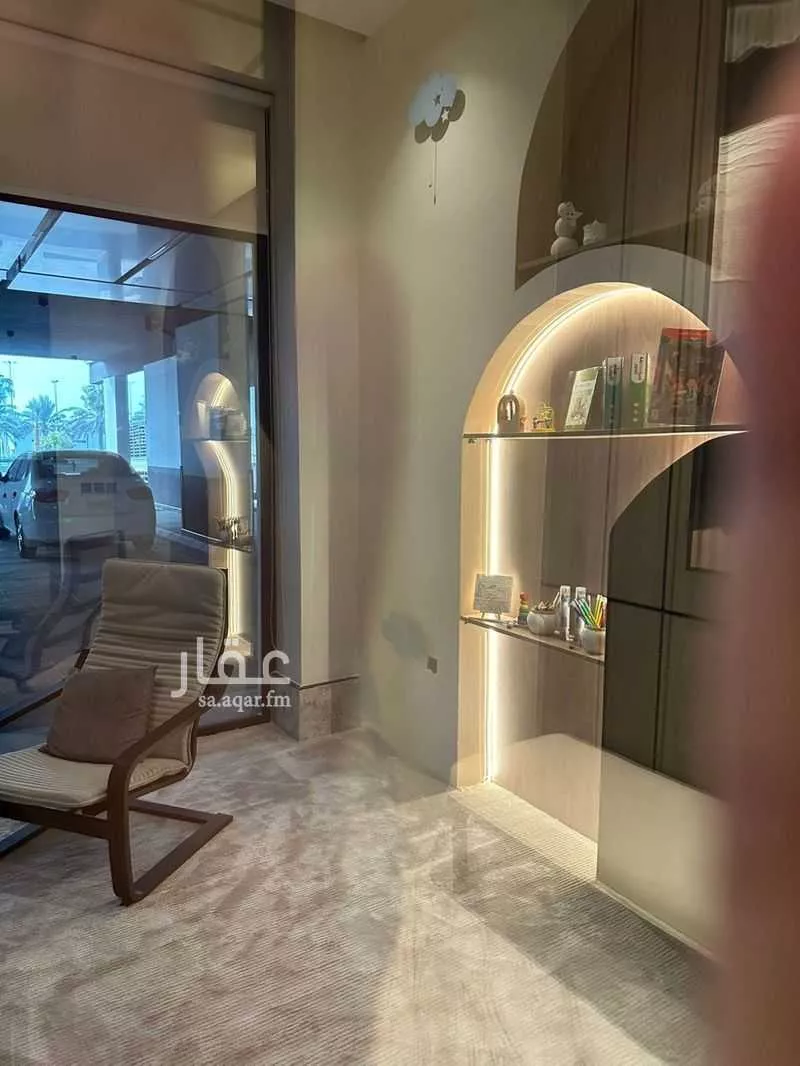 4 bedroom apartment in Ash Shati Al Gharbi, Eastern Province 9