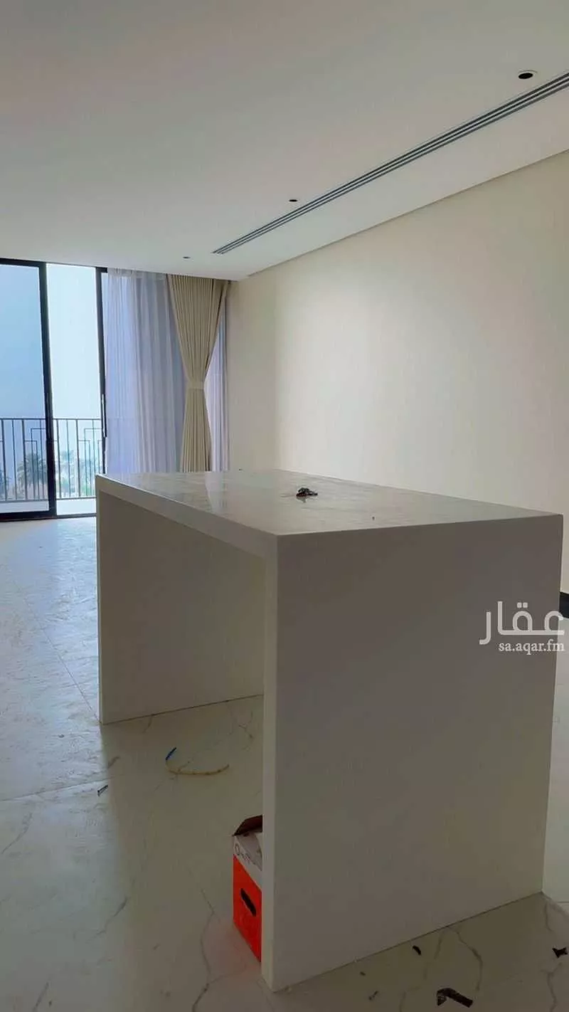 4 bedroom apartment in Ash Shati Al Gharbi, Eastern Province 8