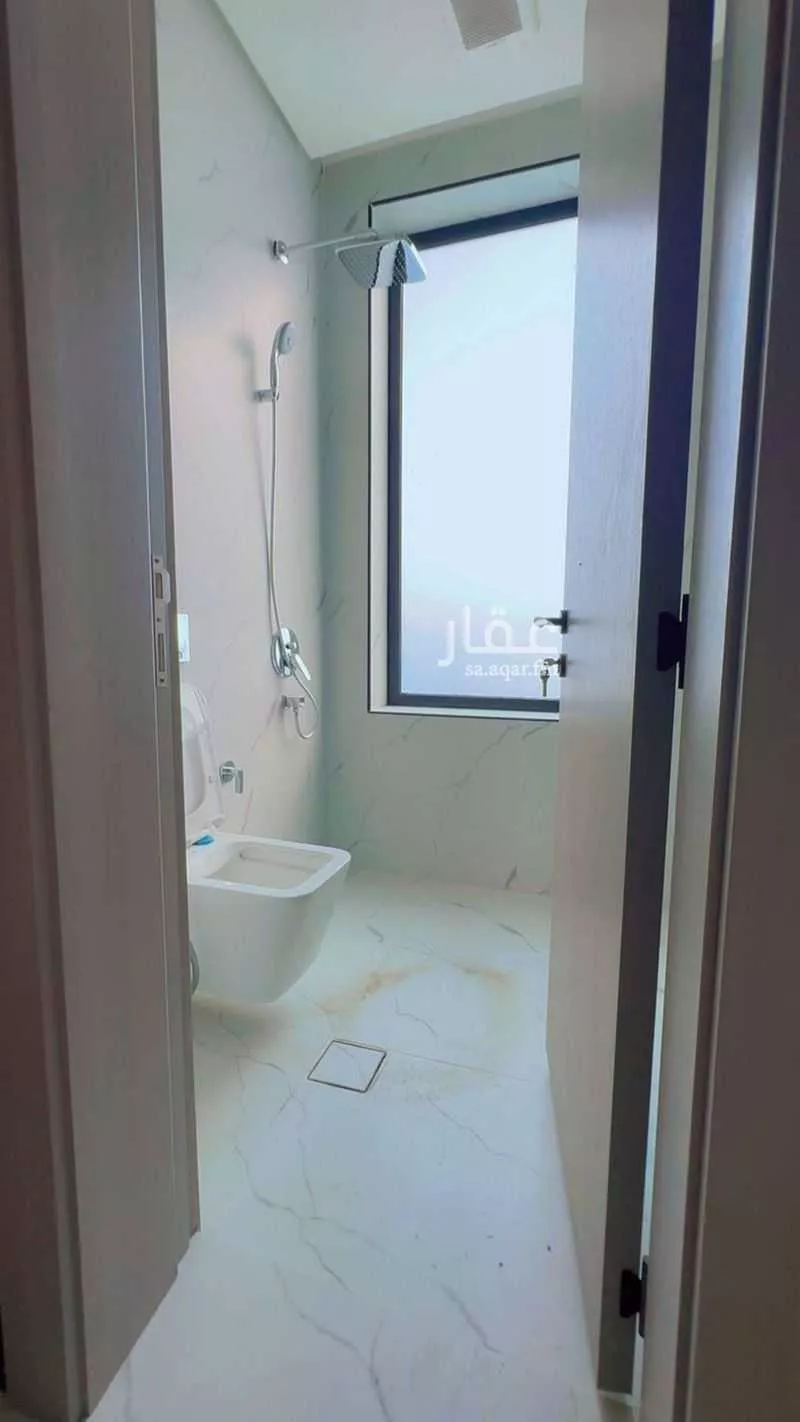 4 bedroom apartment in Ash Shati Al Gharbi, Eastern Province 13