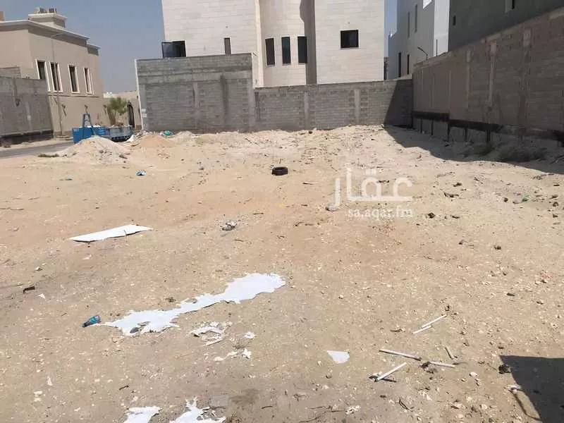 أرض 770 م² في البحر 3