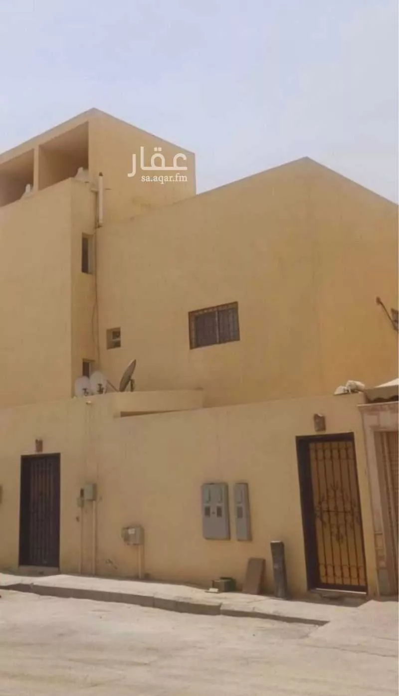 فيلا 15 غرف في عرقة