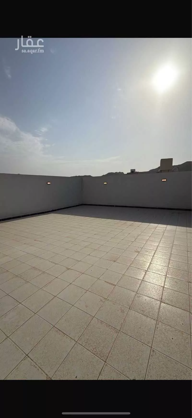 شقة 5 غرف في بطحاء قريش 5