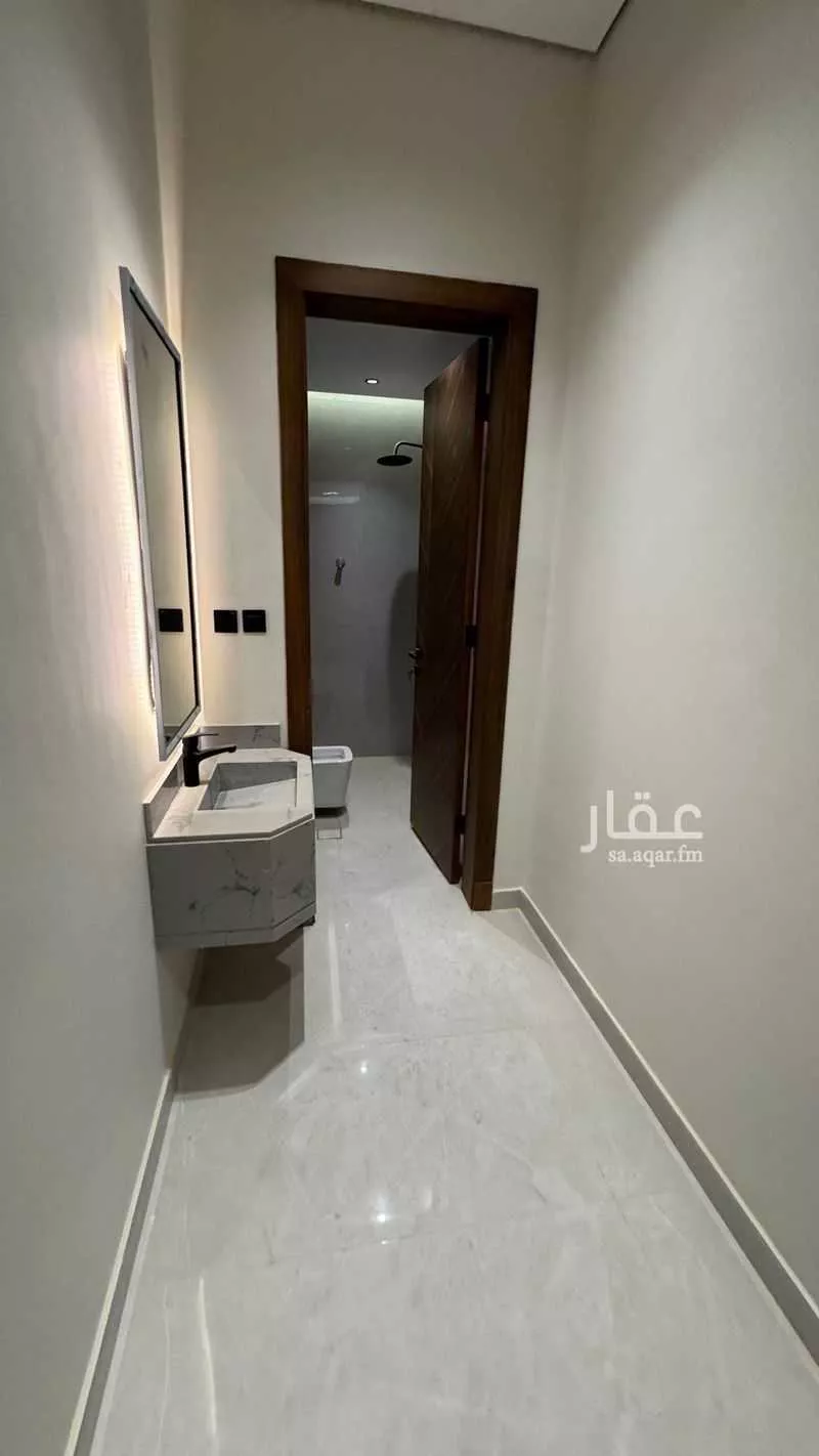 8 bedroom villa in Al Qairawan, Riyadh 11