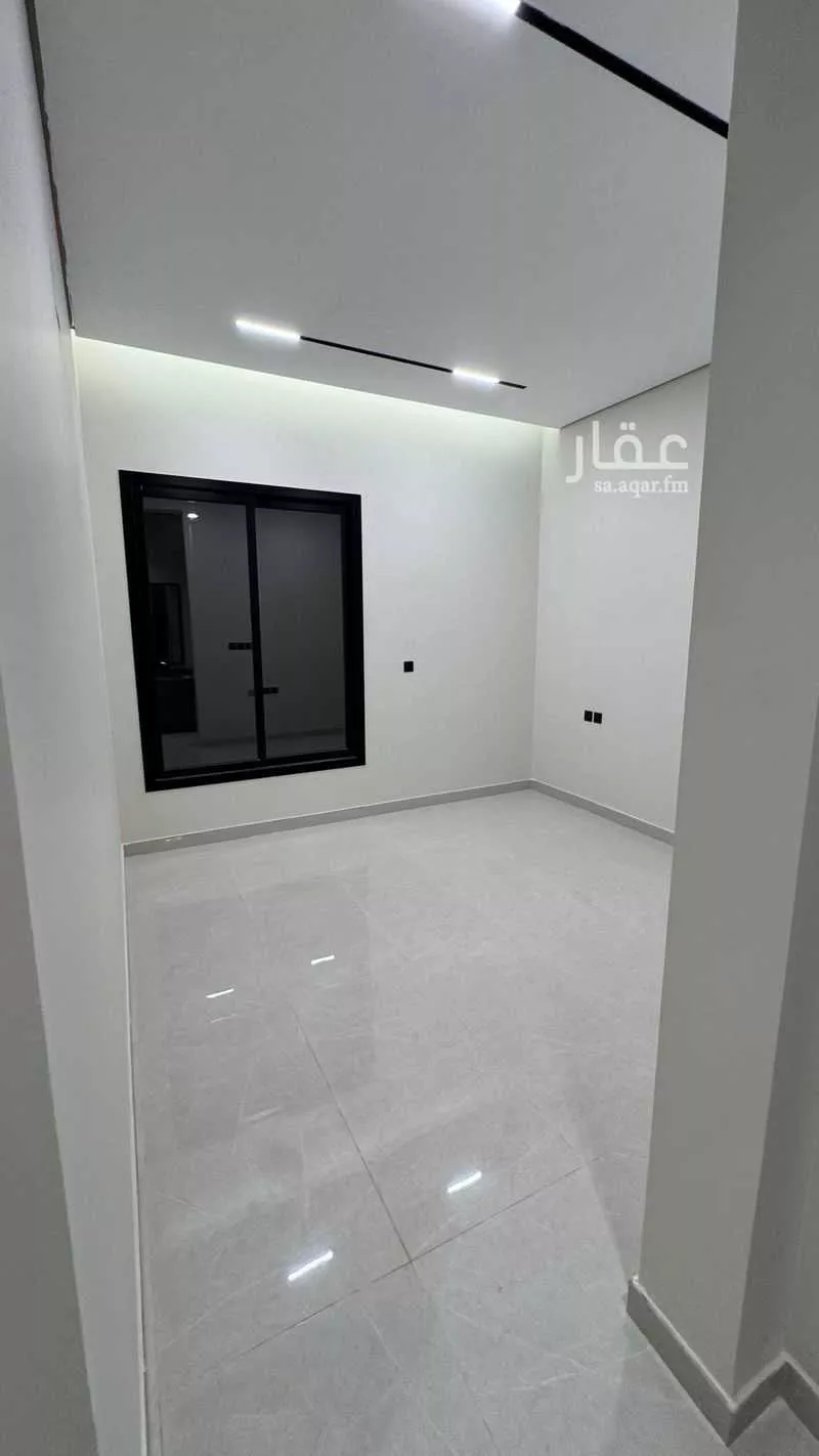 8 bedroom villa in Al Qairawan, Riyadh 10