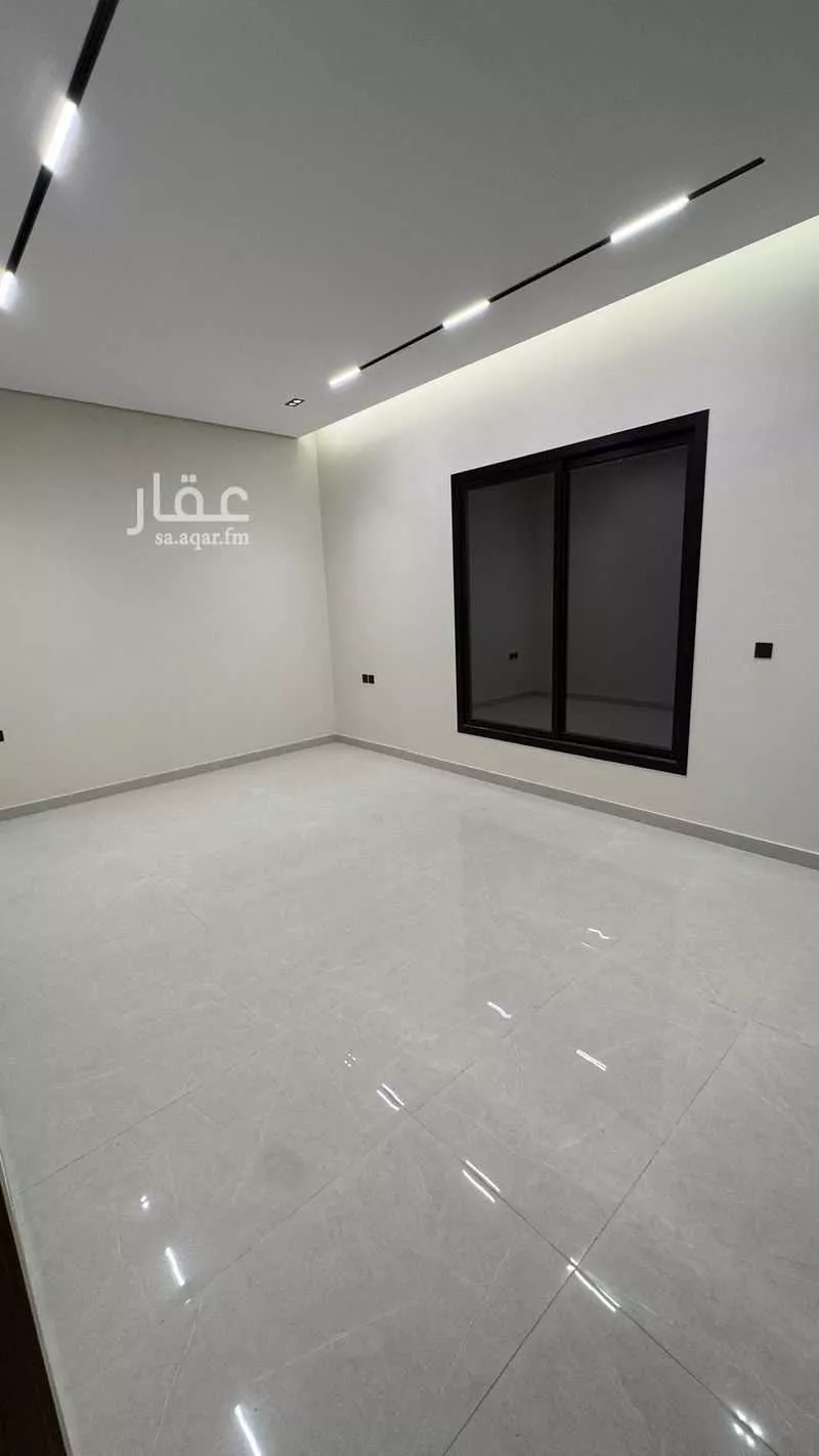 8 bedroom villa in Al Qairawan, Riyadh 17