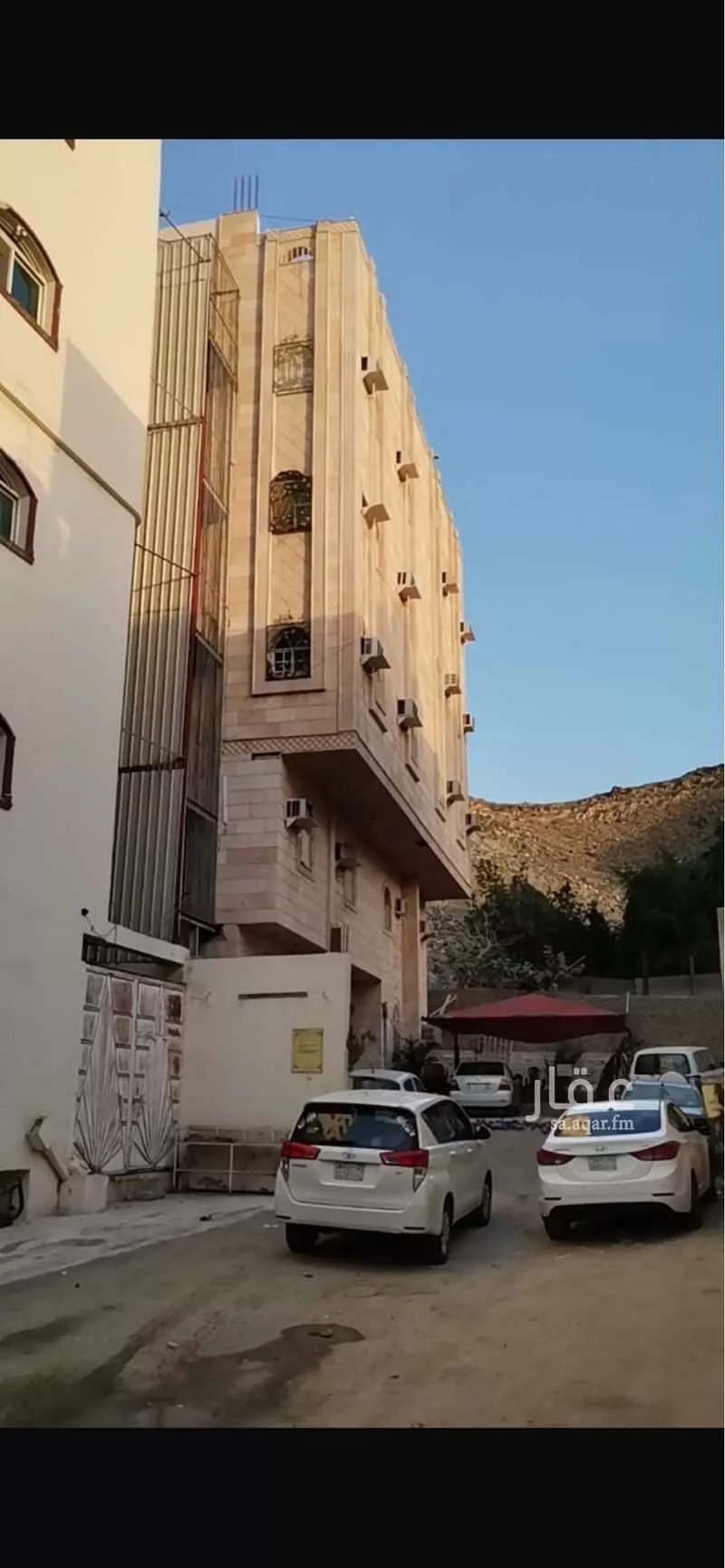 عمارة 399 م² في الزاهر 1