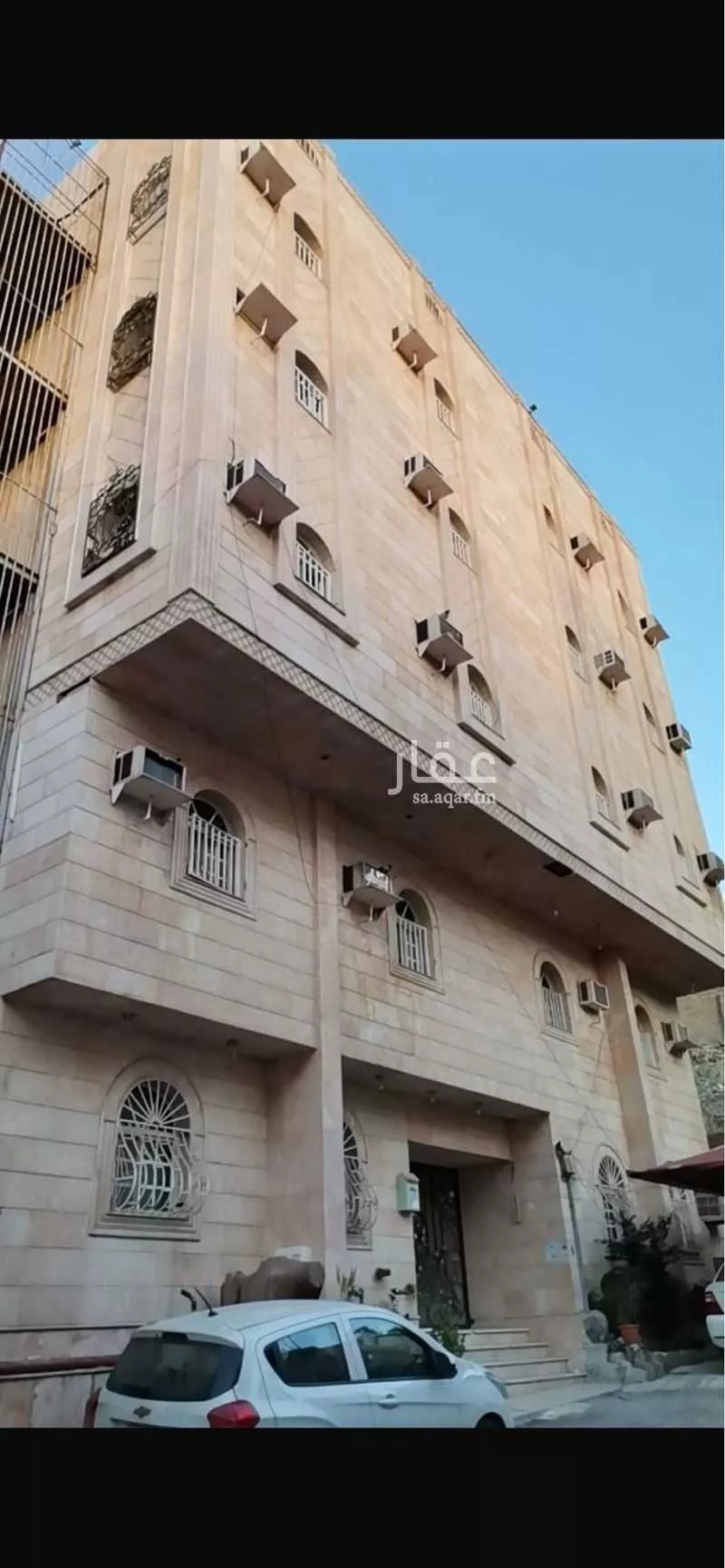 عمارة 399 م² في الزاهر 2