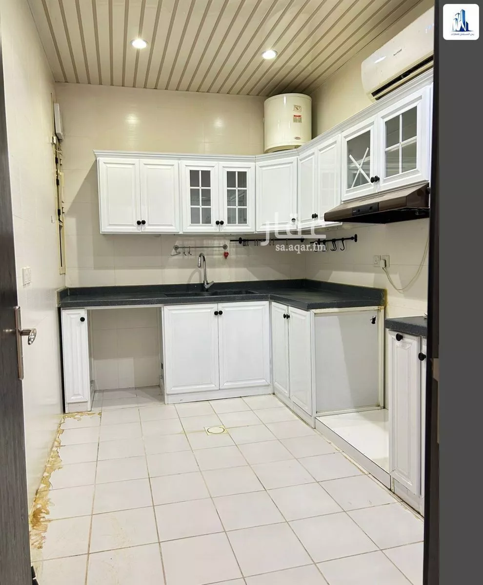 4 bedroom apartment in Ar Rayan, Riyadh 9