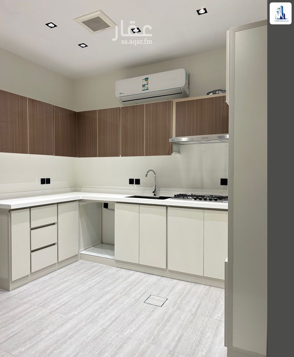 4 bedroom apartment in Al Salam, Riyadh 6