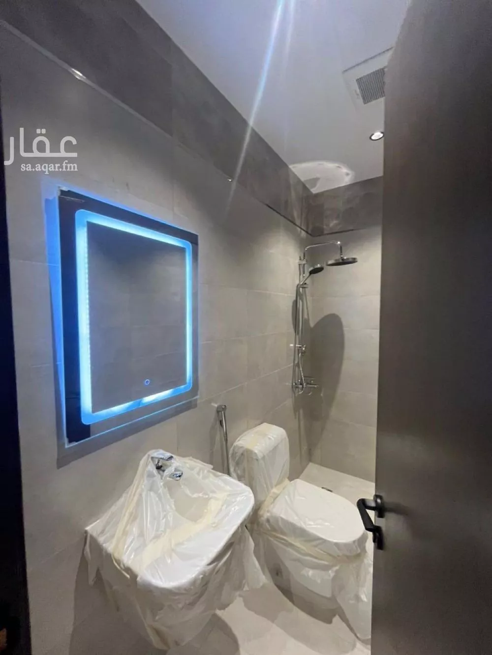 شقة 4 غرف في الريان 1