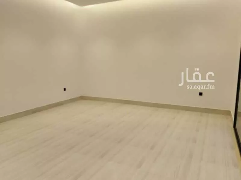 شقة 4 غرف في الرمال 2