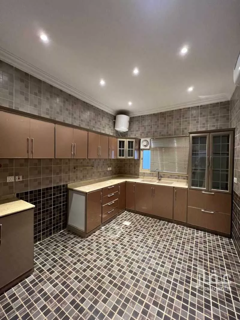 دور 5 غرف في الياسمين 3