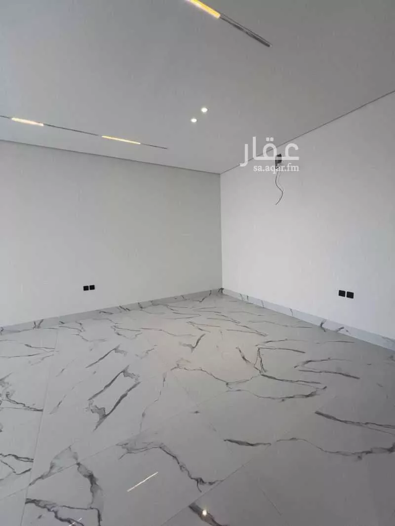 3 bedroom floor in Al Qairawan 1
