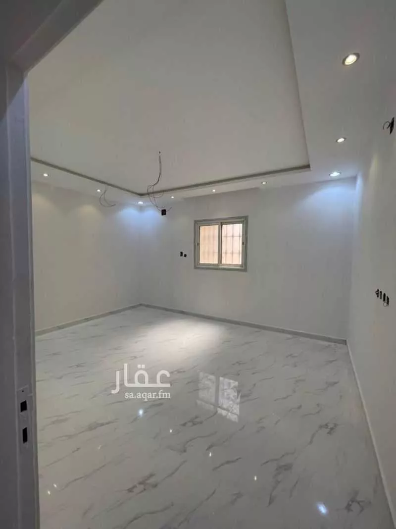 فيلا 12 غرف في العريجاء الوسطى 1