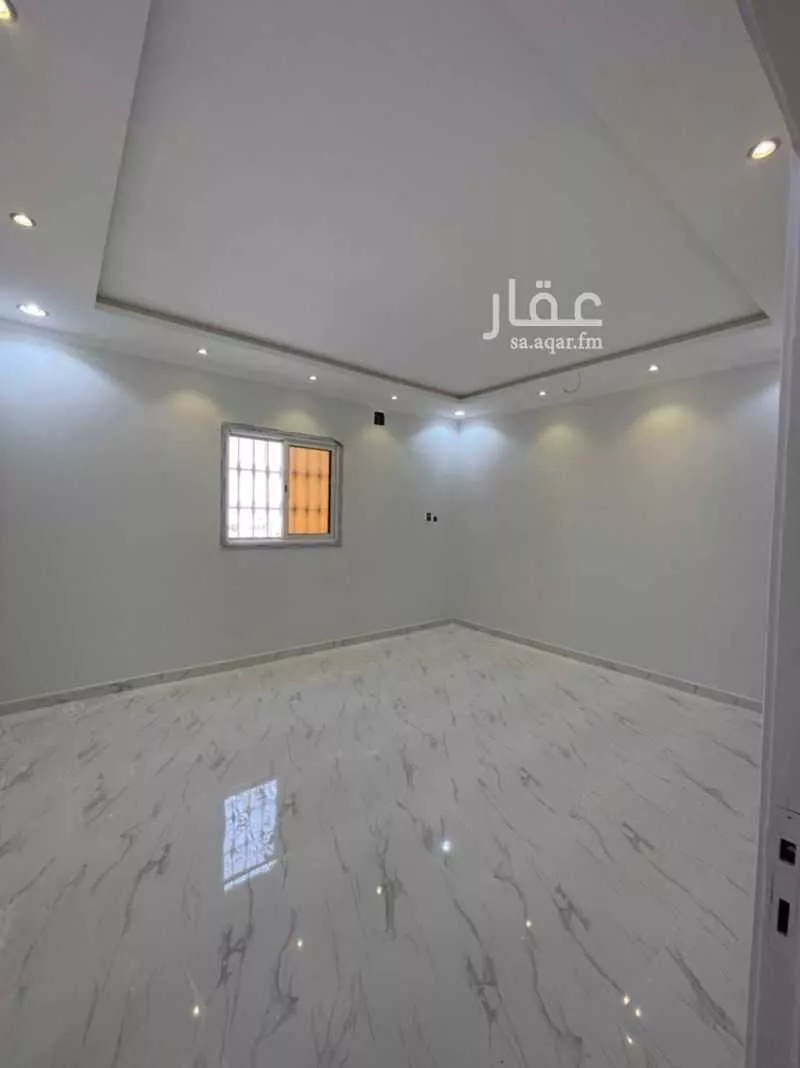 فيلا 12 غرف في العريجاء الوسطى 5