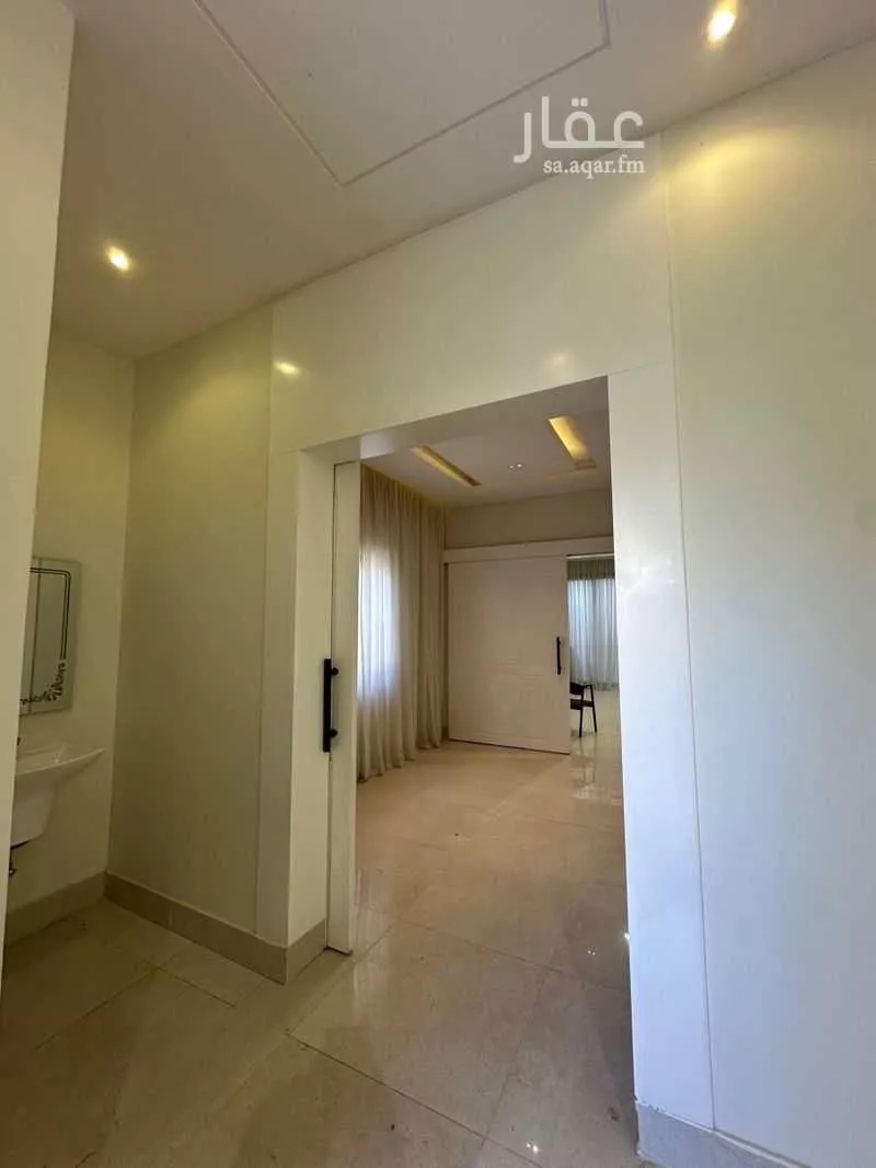 6 bedroom villa in Al Mahdiyyah 5