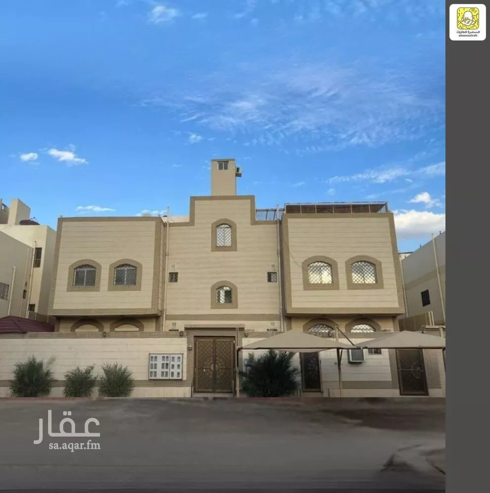 عمارة 650 م² في شظاة 3