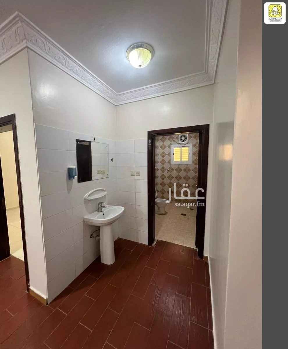 20 bedroom building in Shathah, Madinah 12