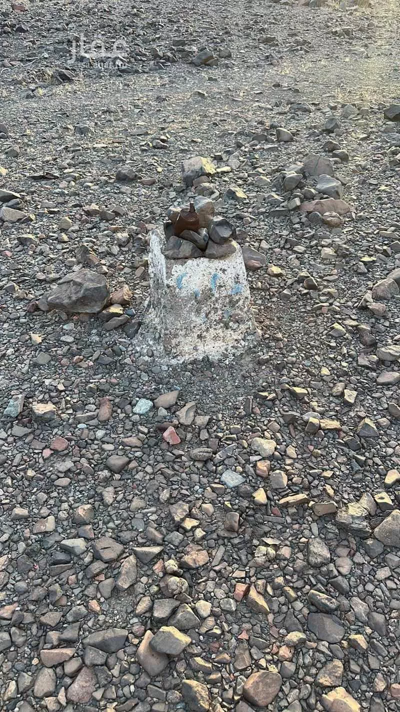 أرض 931 م² في البلقاء 3