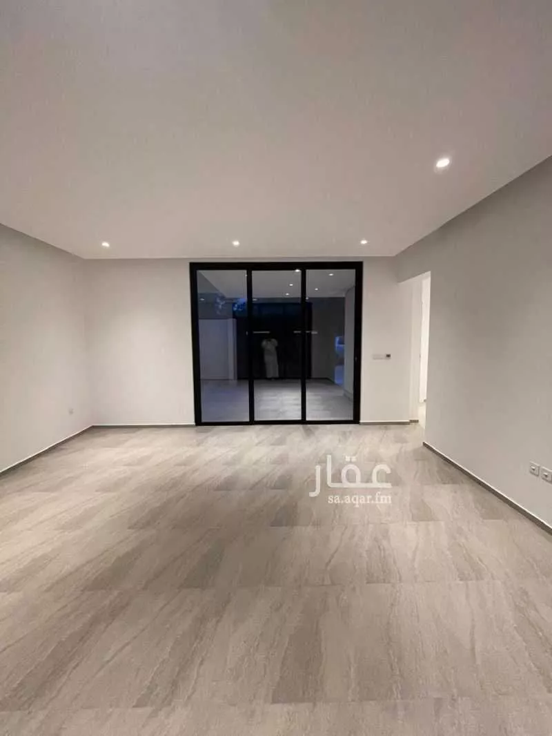 5 bedroom villa in Ar Rayan, Riyadh 4