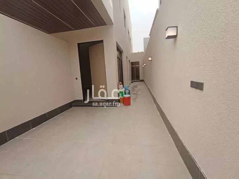 4 bedroom floor in As Suwaidi Al Gharabi 3