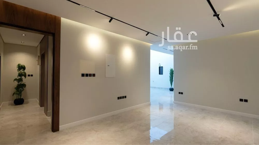 4 bedroom floor in Al Aridh 2