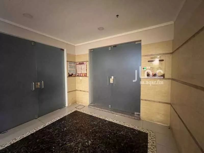 شقة 5 غرف في الروابي 2