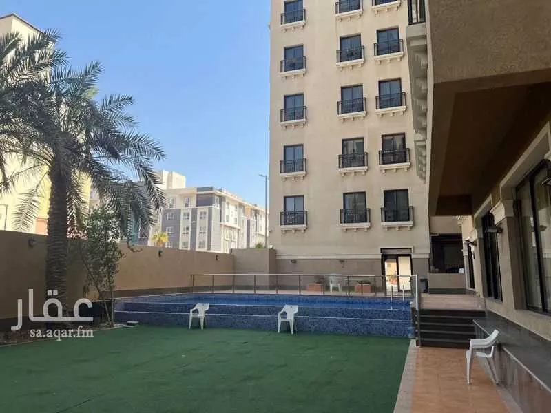 شقة 5 غرف في الروابي 4