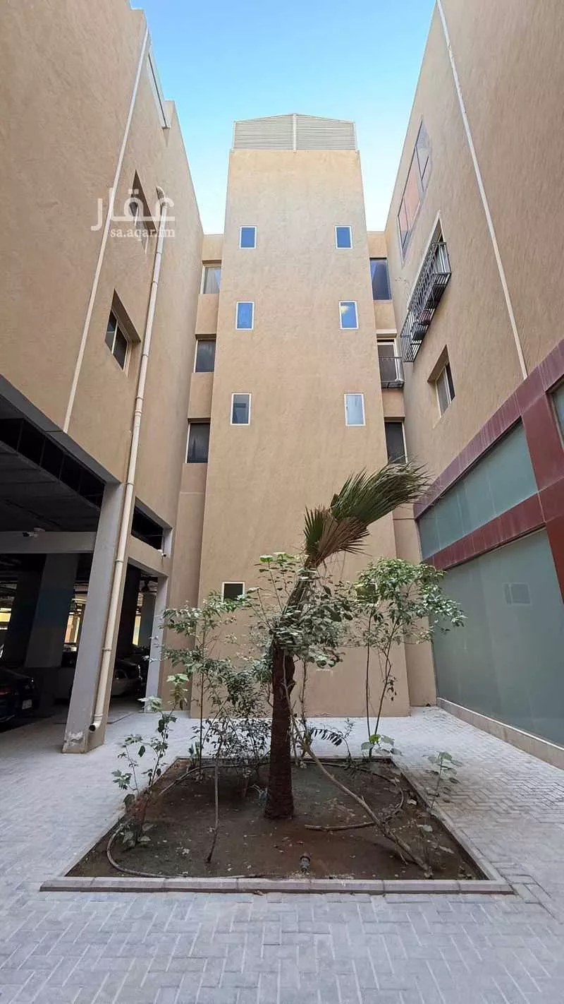 6 bedroom apartment in Al Malqa 2