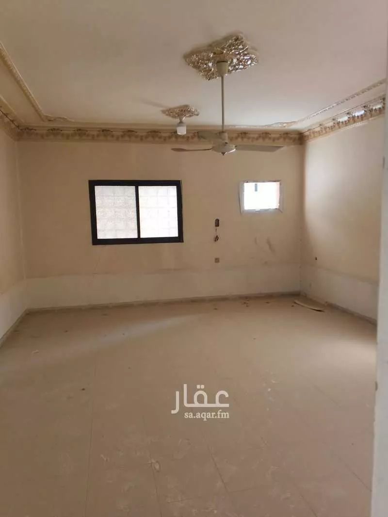 فيلا 10 غرف في الملك فيصل 5