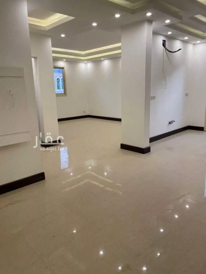 5 bedroom apartment in Al Qairawan 3
