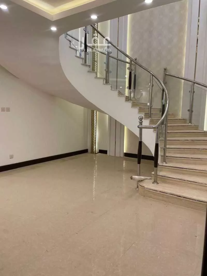 5 bedroom apartment in Al Qairawan 4