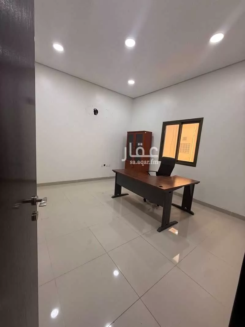 2 bedroom office in Al Rawdah, Eastern Province 8