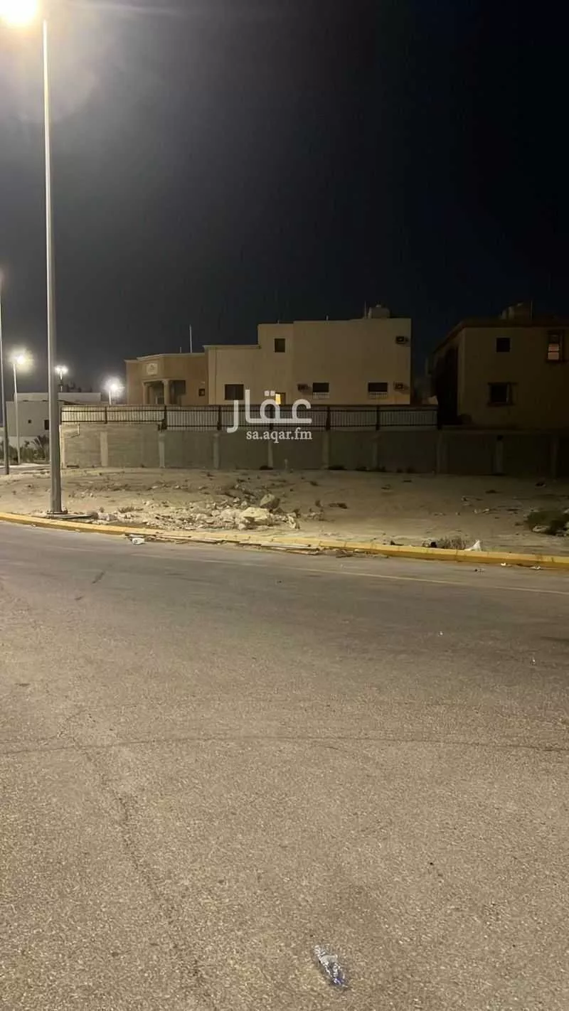 أرض 970 م² في النزهة 2