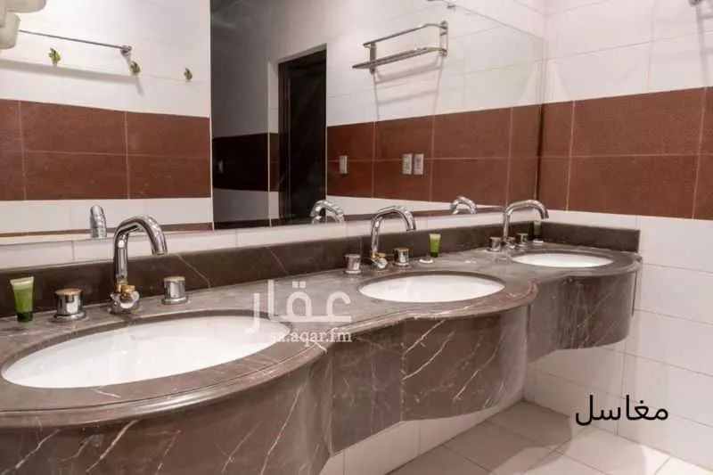 فيلا 6 غرف في المرجان 1