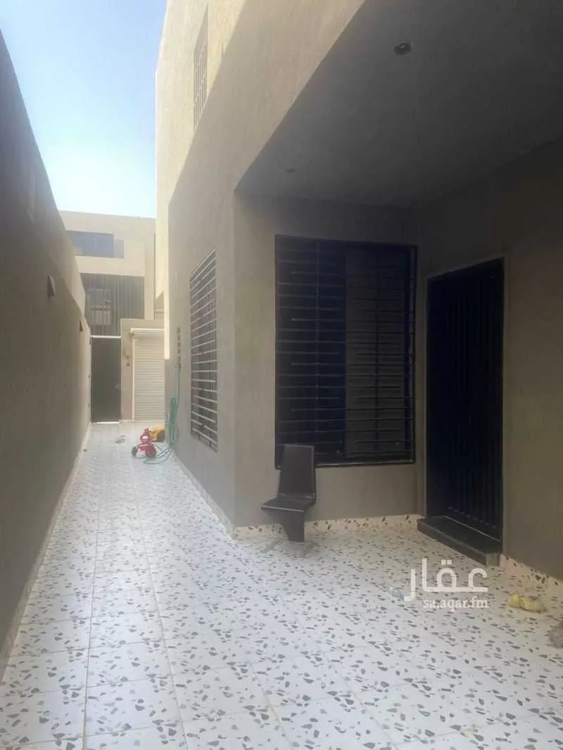 5 bedroom villa in Al Rimal 3