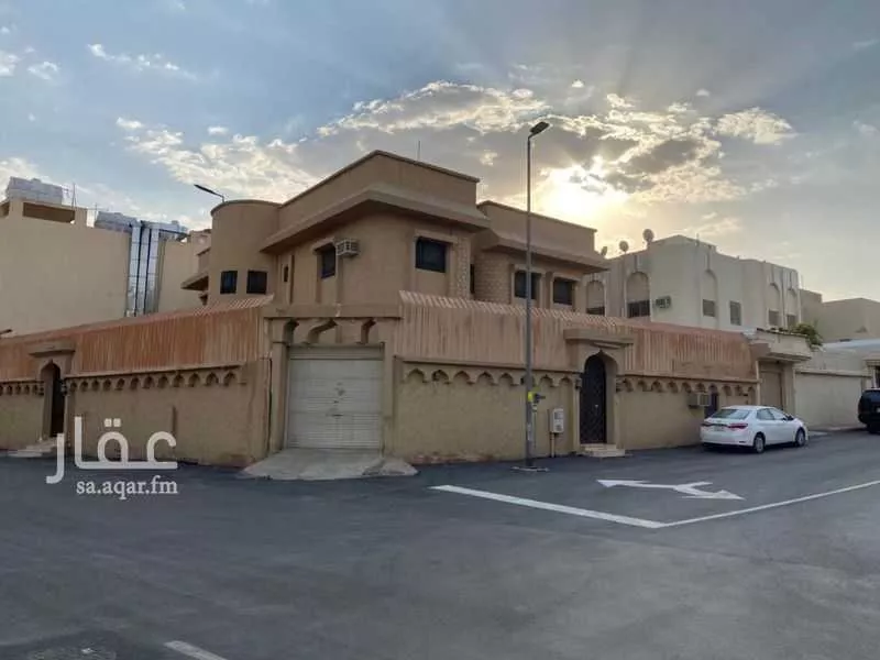 فيلا 9 غرف في الشفا