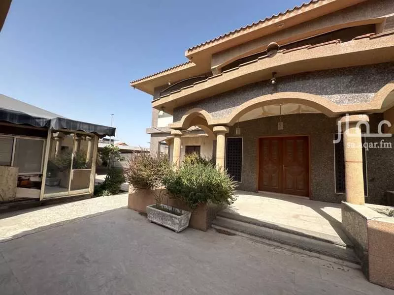 land in Abdullah Fuad, Eastern Province 4