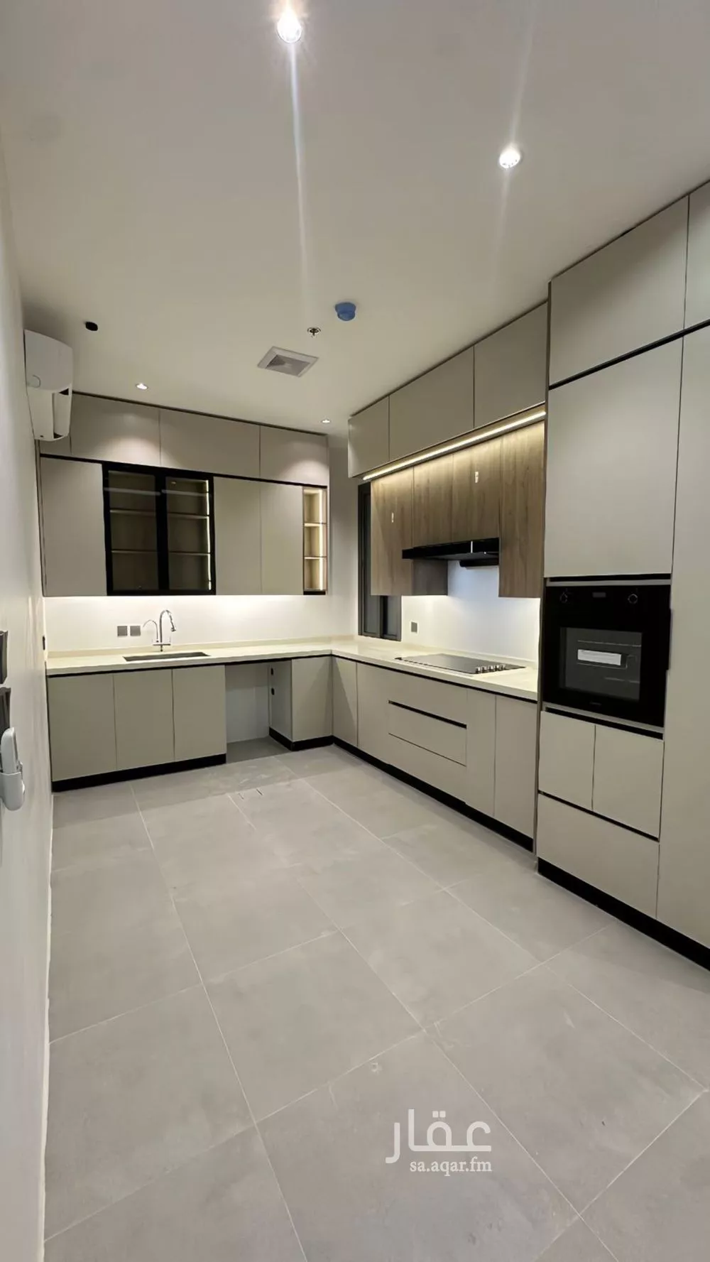 4 bedroom building in Al Munsiyah, Riyadh 14