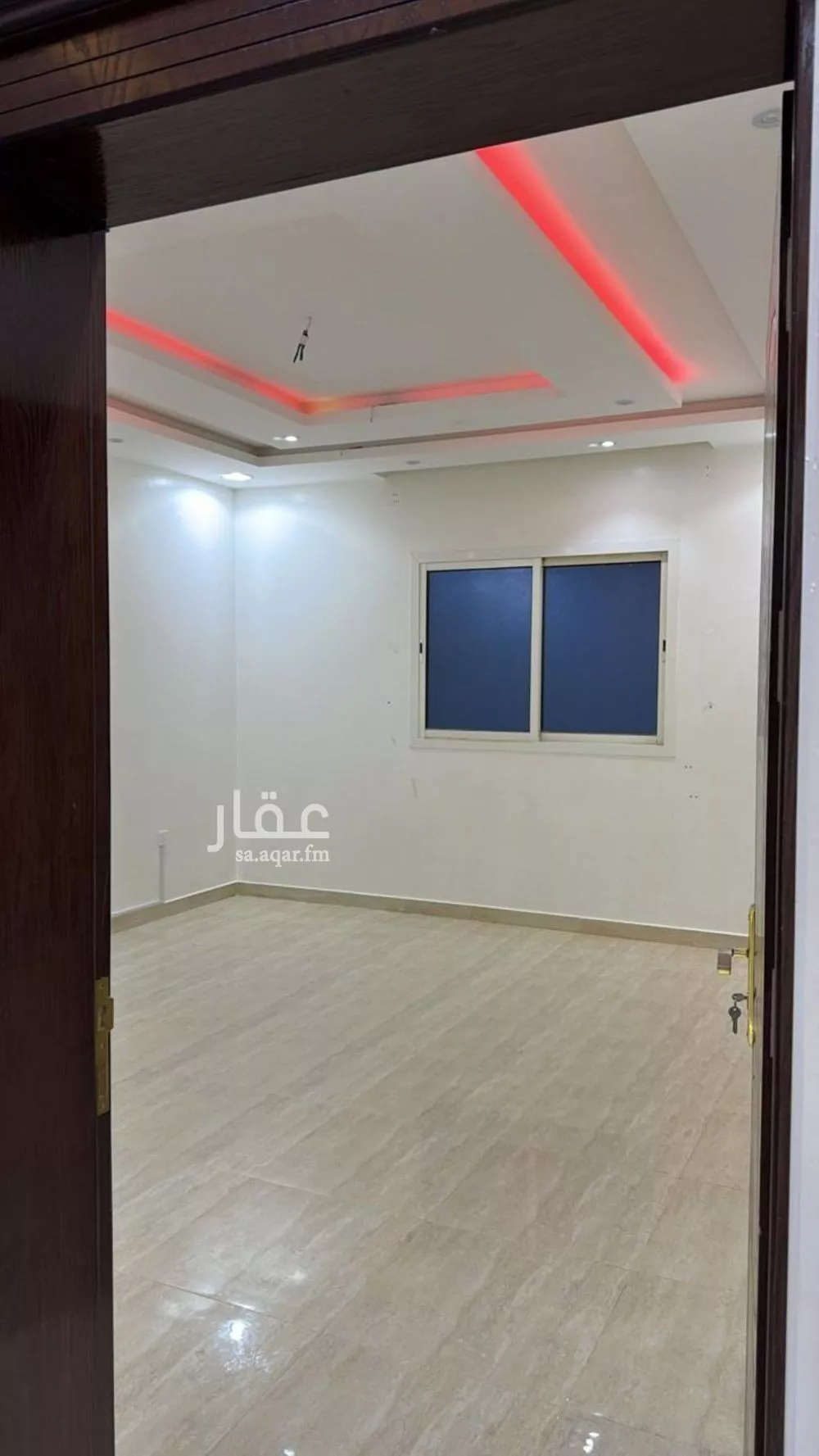 3 bedroom floor in Al Maizilah 5