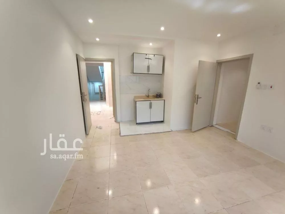 شقة 1 غرف في الخليج 2
