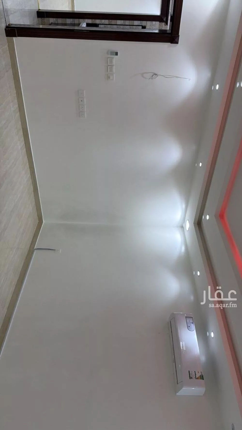 3 bedroom floor in Al Maizilah 4