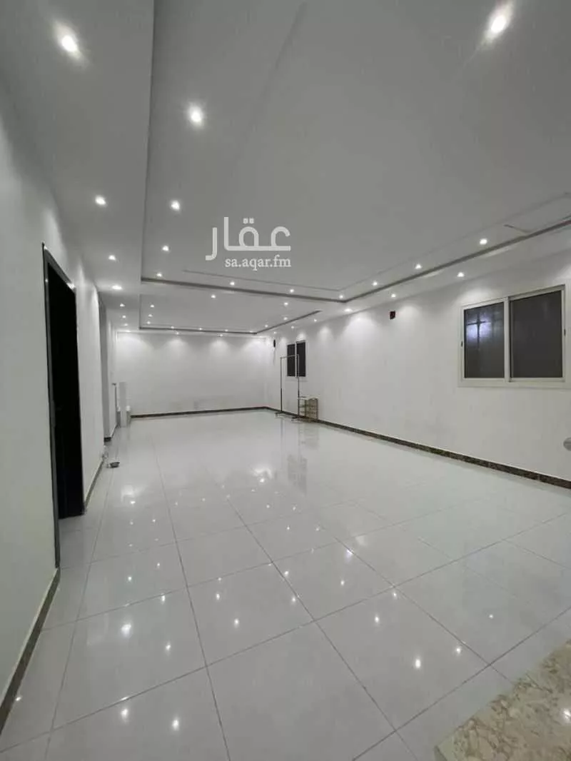 فيلا 11 غرف في الرمال 4