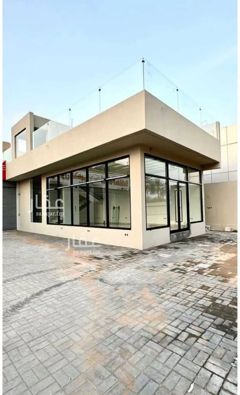 محل 230 م² في لبن 1