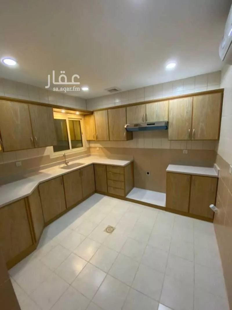 3 bedroom apartment in Al Olaya, Eastern Province 8
