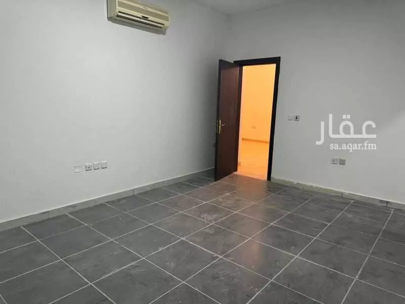 فيلا 5 غرف في النفل 4