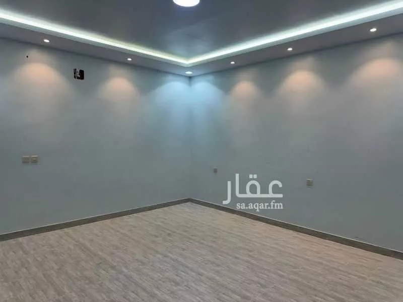 فيلا 5 غرف في النفل 2